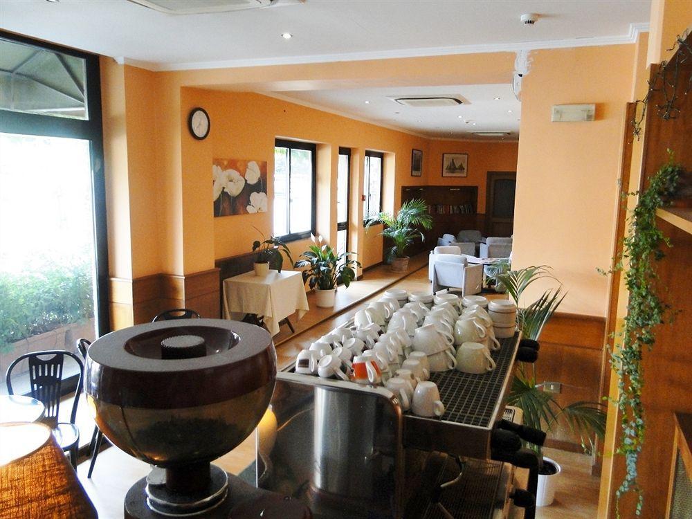 Best Western Hotel Corsi Torrimpietra Extérieur photo