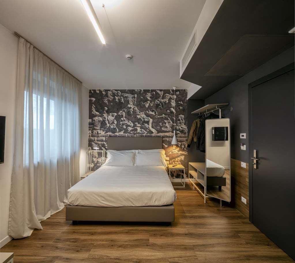 Best Western Hotel Corsi Torrimpietra Chambre photo