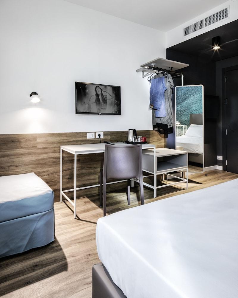 Best Western Hotel Corsi Torrimpietra Extérieur photo