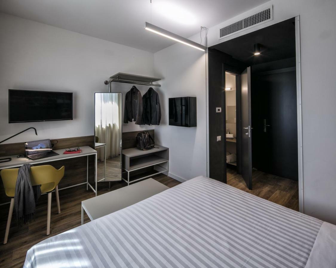 Best Western Hotel Corsi Torrimpietra Extérieur photo