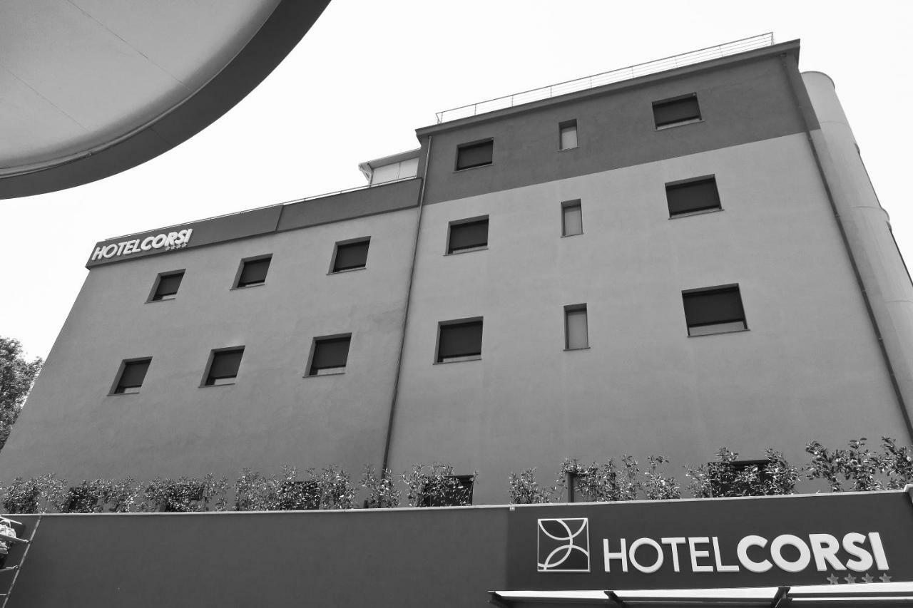 Best Western Hotel Corsi Torrimpietra Extérieur photo